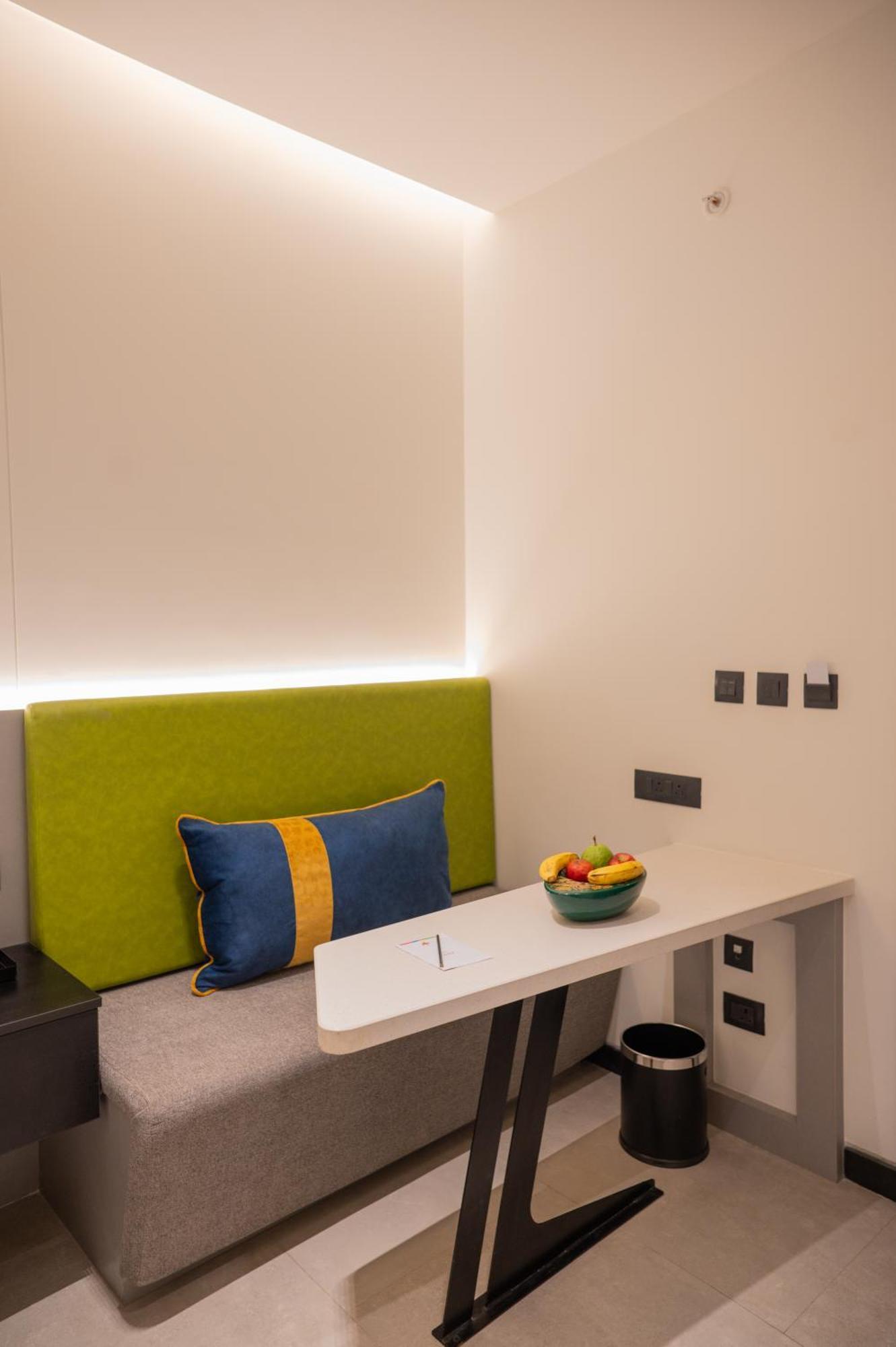Zibe Luxe Kakinada By Grt Hotels Exterior foto