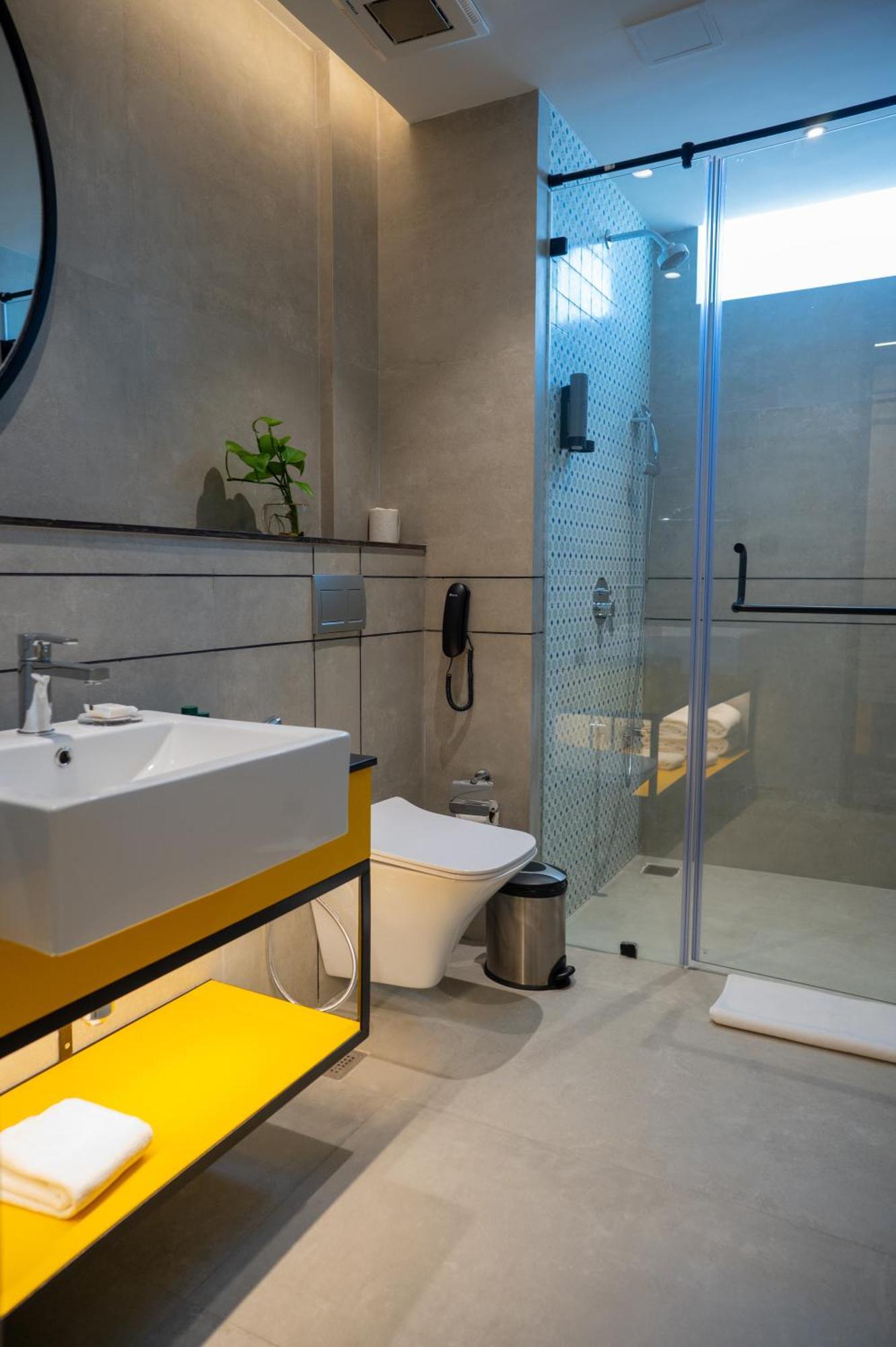 Zibe Luxe Kakinada By Grt Hotels Exterior foto